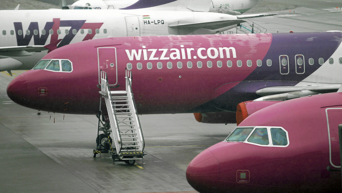 Niskokosztowy przewoźnik lotniczy, firma Wizz Air, już w czerwcu uruchomi nowe połączenie lotnicze z Gdańska. Ze stolicy województwa pomorskiego polecimy bezpośrednio do stolicy Islandii, Reykjaviku.