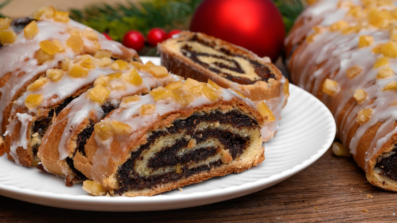 Sviatočný makový závin.