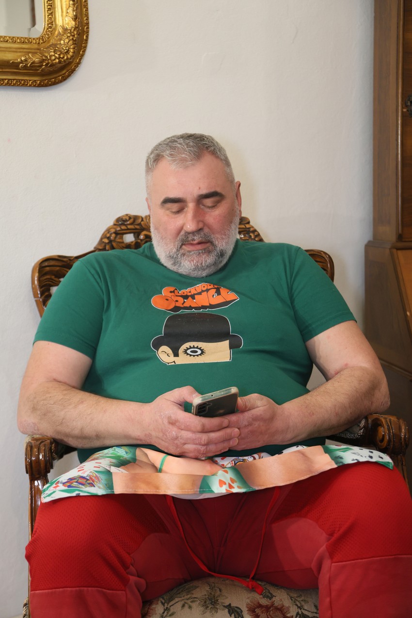 U porodičnom domu Mikija Đuričića, pčelar iz Kupinova progovorio o učešću u rijalitiju i porodici