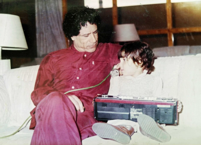 Ajša Gadafi sa ocem