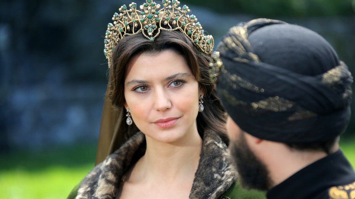 Beren Sat kao sultanija Kosem