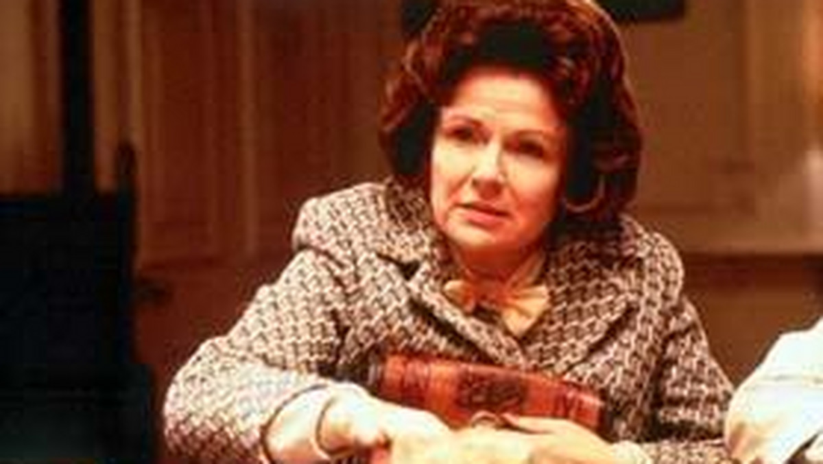 Julie Walters chce porzucić karierę filmową i wrócić do wykonywanego wcześniej zawodu pielęgniarki.