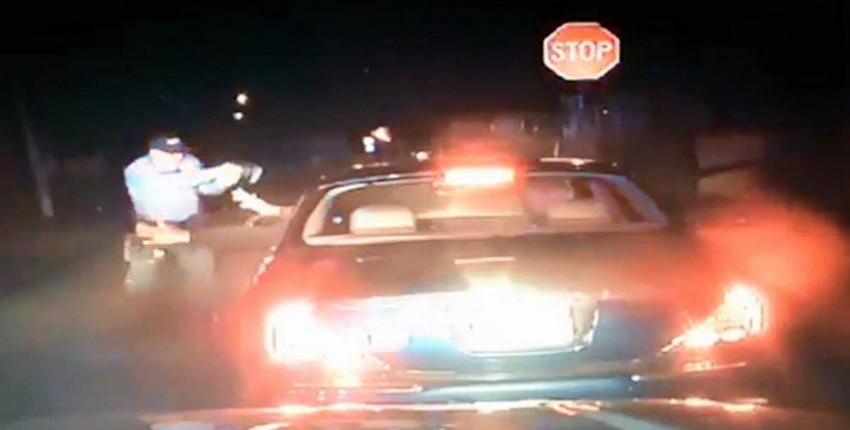 Trenutak kada policajac Rodžer Vorli ubija nenaoružanog Afroamerikanca