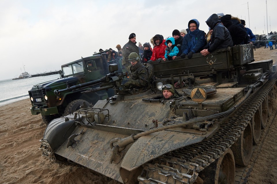 SOPOT 23. FINAŁ WOŚP (Przejażdżki pojazdem militarnym)