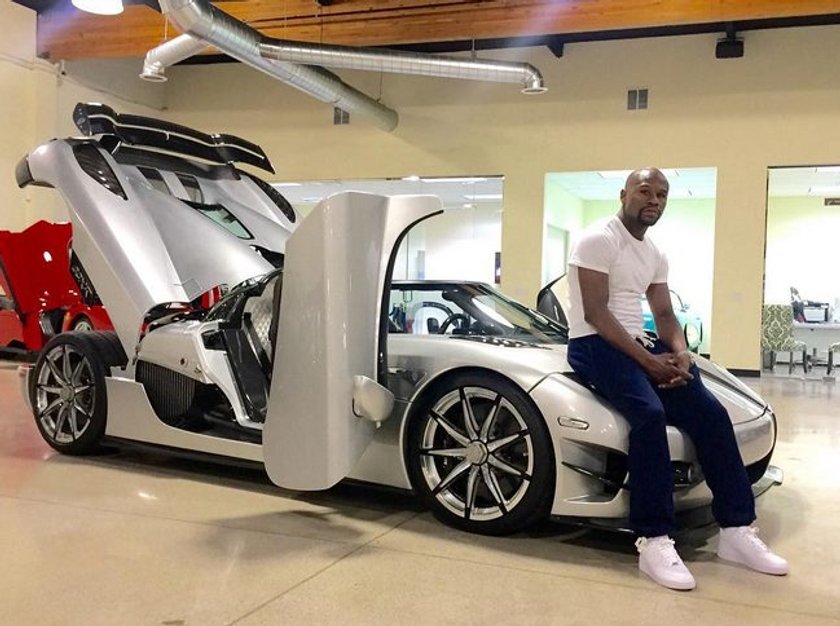 Floyd Mayweather Jr. stracił miliony. Spłonęły mu 4 auta!