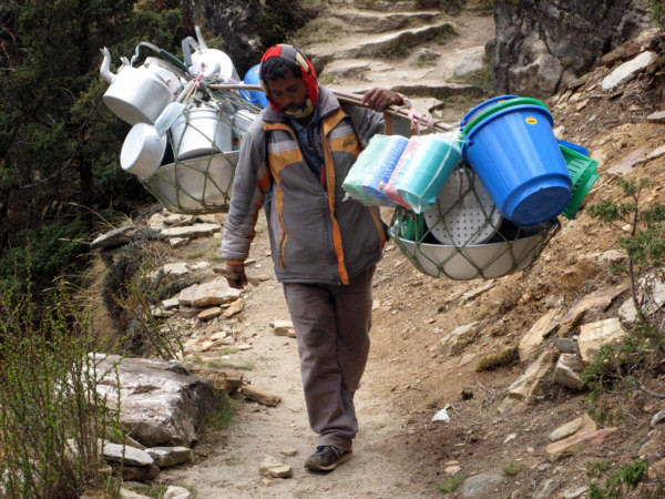 Szerpowie, życie z widokiem na Everest