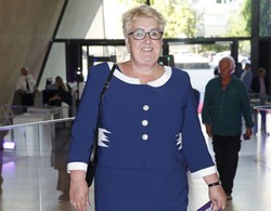 Jak się chce, to można! 65-letnia Henryka Krzywonos utrzymuje odchudzoną sylwetkę i wygląda świetnie! FOTO