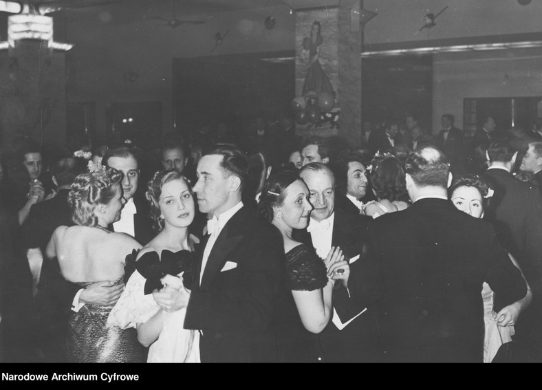 Tamara Wiszniewska se svým manželem Władysławem Mikoszem (1939)