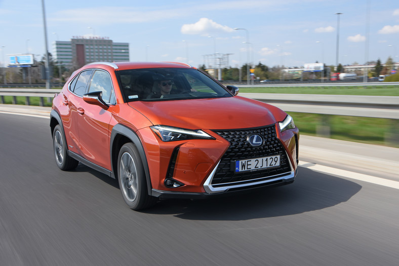 Lexus UX 250h