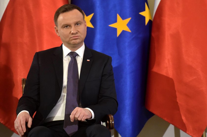 Prezydent Duda: córki nie dał, ale fuchę tak