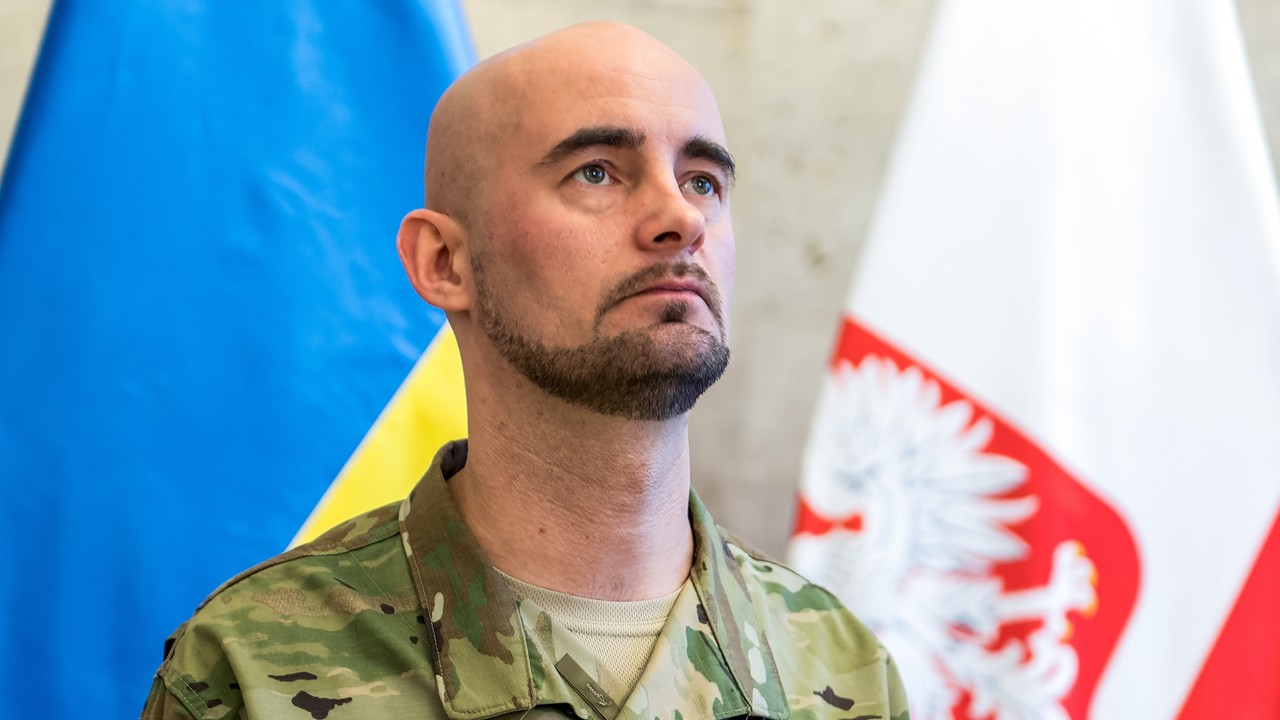 "Fronty Wojny". Polak pracuje w strefie śmierci w Ukrainie. "Perspektywa czegoś dużego wisi w powietrzu"