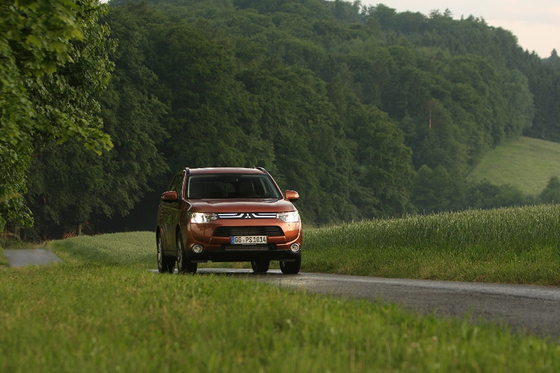 Mitsubishi Outlander bez tajemnic - zdjęcia