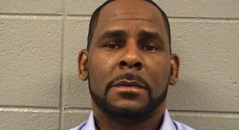 R.Kelly's battle appears to be turning for the worse as he sent back to jail again and this time, its for his failure to pay child support [PEOPLE]