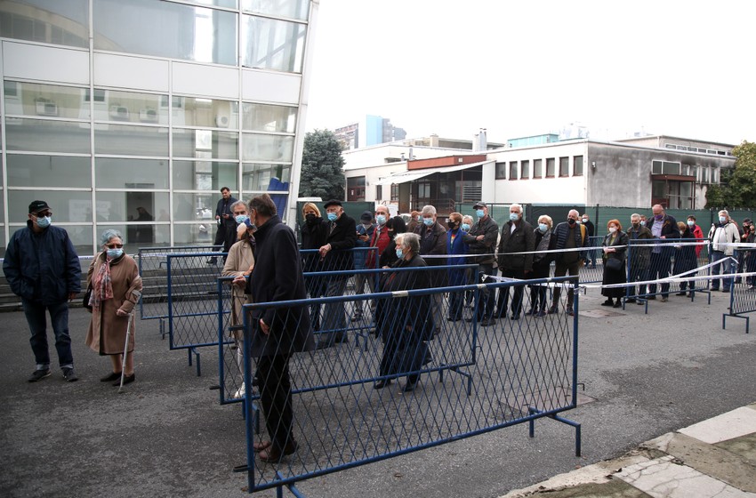 Red za vakcinu u Zagrebu