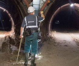 Miedziowy gigant zmienia podejście do małego atomu. Nowy zarząd nie będzie "biegł na ślepo"