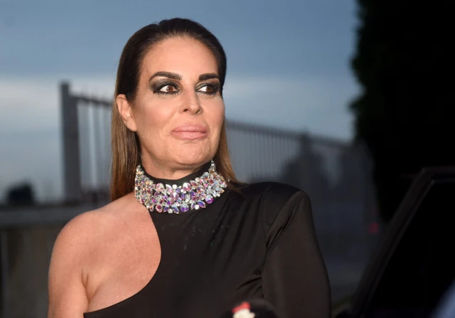 "Nabacivao se mojoj drugarici, a kaže da sam GENERACIJA NJEGOVE MAJKE" Kačavenda razotkrila Anđela: "Nek objasni sad poruke"