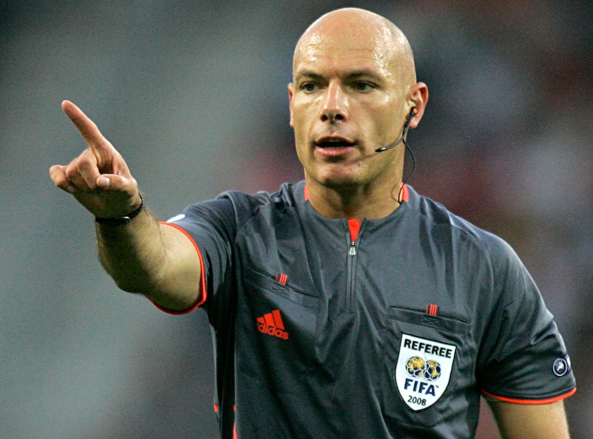 On będzie sędziował w finale. Znacie go...