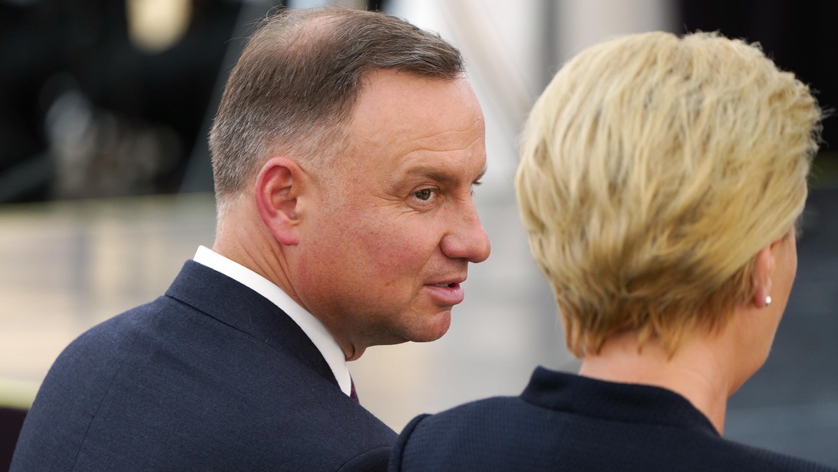 24.06.2021 Koszecin koło Częstochowy, ul. Zamkowa 3. Siedziba Zespołu Pieśni i Tańca „Śląsk. Prezydent RP Andrzej Duda z zona Agata Kornhauser-Duda podczas koncertu z okazji 100-lecia Powstań Śląskich. Fot. Grzegorz Skowronek / Agencja Wyborcza.pl