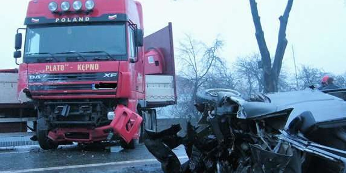 Zginęli, bo pojechali autostopem