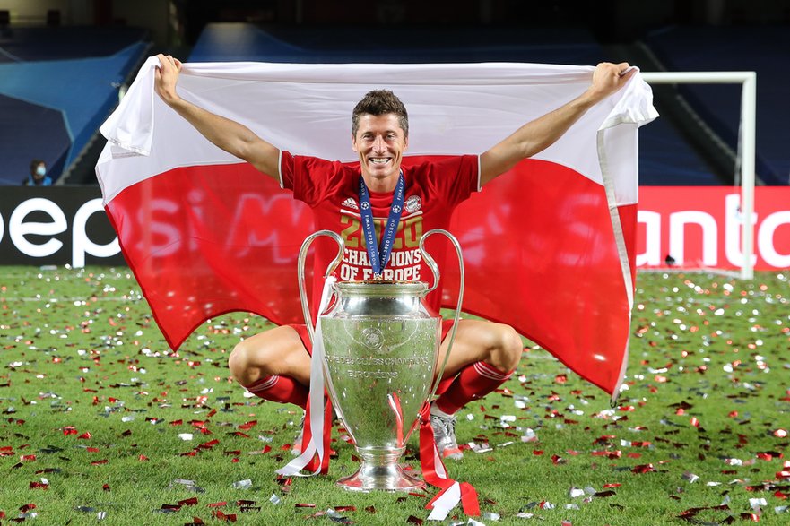 Robert Lewandowski po zdobyciu Ligi Mistrzów w sezonie 20/21