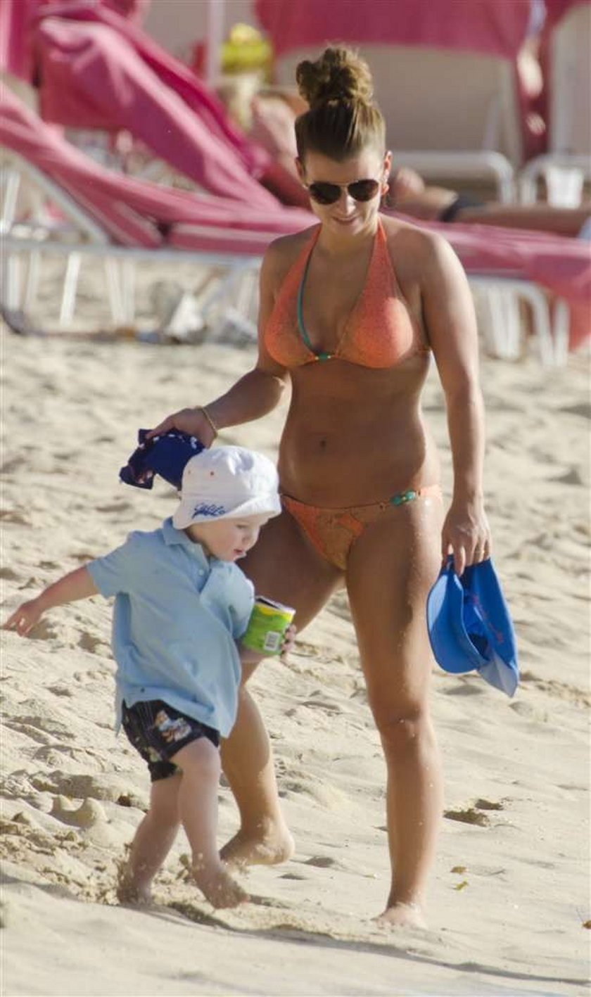 Coleen Rooney z dzieckiem na Barbadosie