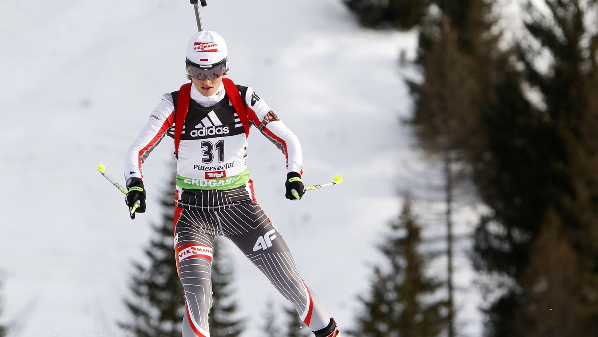 Norweżka Tora Berger zdobyła złoty medal w biegu indywidualnym kobiet na 15 km w niemieckim Ruhpolding. Najlepsza z Polek - Weronika Nowakowska-Ziemniak zajęła 21. miejsce. Klęskę poniosła natomiast "złota" Magdalena Neuner, która fatalnie spisywała się na strzelnicy i ostatecznie była dopiero 23.