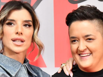 Jovana Pajić prekrstila noge u čipkastim čarapama, a Marija Šerifović odmah reagovala: "E, ovo sam čekala!"