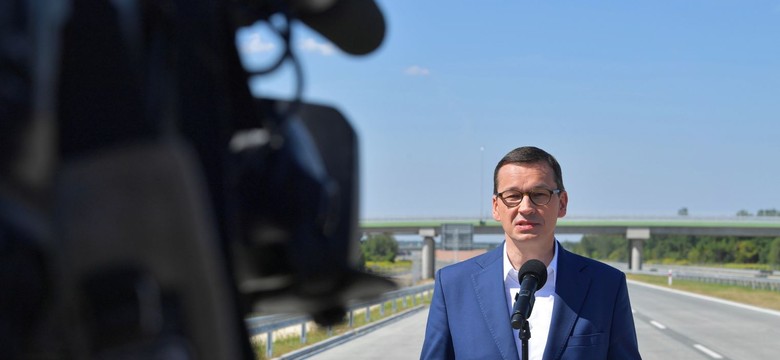 Morawiecki otwiera odcinek A2. "Polska się kurczy, a jednocześnie się rozwija"