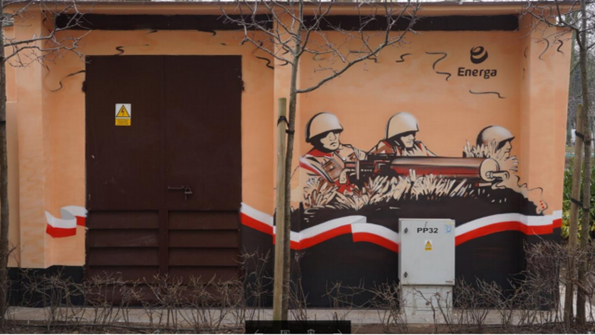 – Nie rozumiem, dlaczego urzędnikom z Sopotu przeszkadza mural z żołnierzami Westerplatte. Naprawdę razi ich taka estetyka? – dziwi się rzecznik grupy Energa. – Teren, na którym leży budynek z nowym muralem, znajduje się pod opieką konserwatora zabytków. Obowiązują tutaj zasady, nie ma mowy o samowolce, nikt nie może stać ponad prawem – ripostują w rozmowie z nami sopoccy urzędnicy.