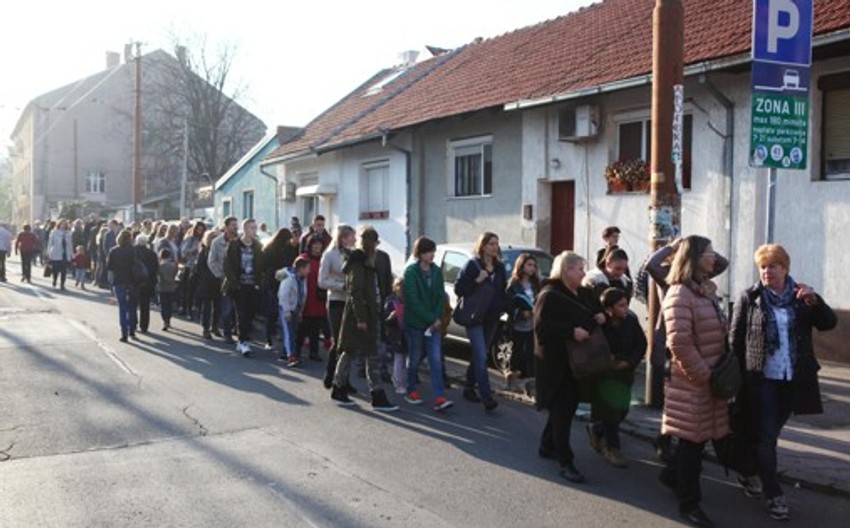 Redovi duž Dobračine ulice