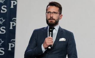 Fogiel: W tej chwili nie ma planów wprowadzenia godziny policyjnej