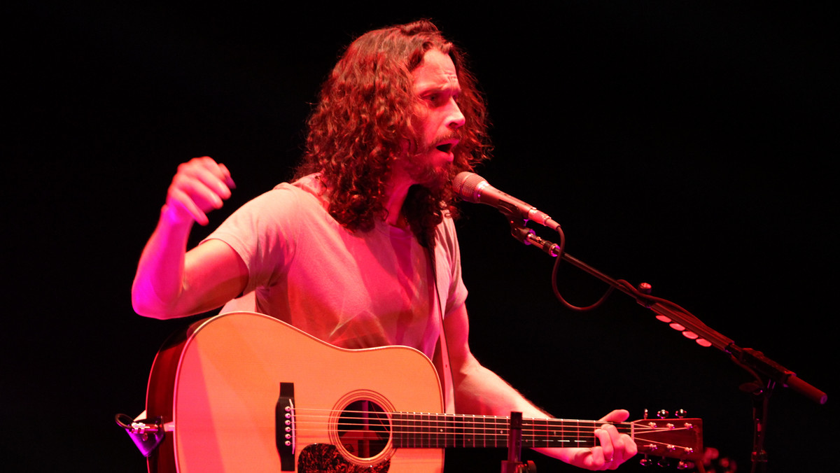 Grupa Pearl Jam rozpoczęła świętowanie 20-lecia. Na scenie w Alpine Valley Music Theater w Wisconsin, grupie towarzyszyli muzycy Soundgarden, The Strokes czy Queens of the Stone Age.