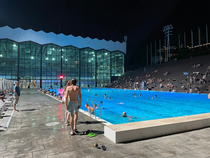 Noćno kupanje, Tašmajdan, Beograd