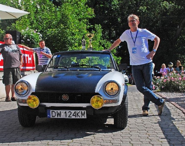 Perły dawnej i współczesnej włoskiej motoryzacji zjechały z całej Polski w jedno miejsce na dwa dni święta pasjonatów włoskiego stylu życia i motoryzacji