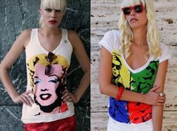 Z twarzą Marilyn Monroe