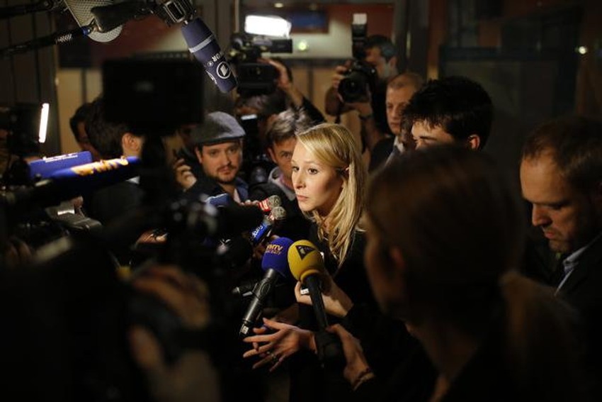 Marion Marešal le Pen odgovara na pitanja novinara nakon Kongresa