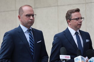 Posłowie KO: rząd nie zdał egzaminu ani z ochrony granic, ani z pomocy