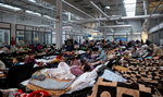 Co się dzieje na Korczowej? Centrum handlowe zamieniono na gigantyczny punkt dla uchodźców!