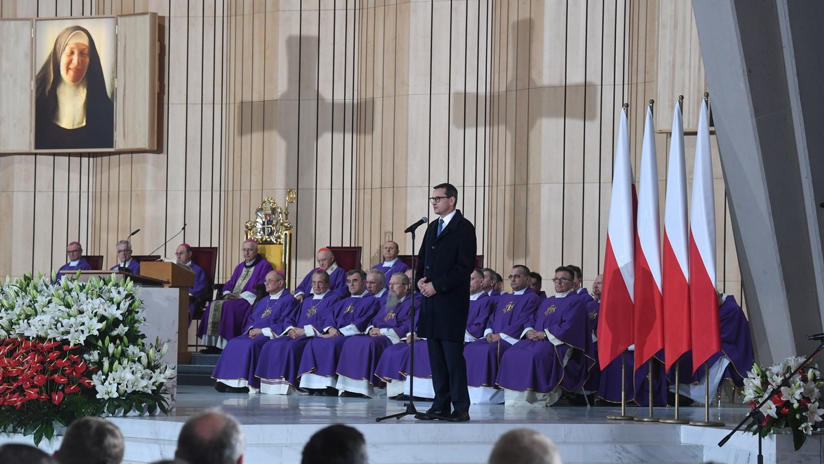 Tak rząd Morawieckiego wspierał inwestycje Kościoła. "Odwrócono sens"