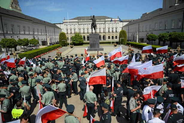 pikieta celników w Warszawie