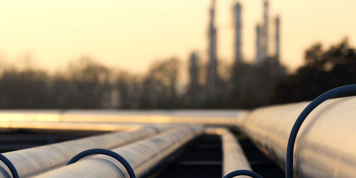 Napięcie na Bliskim Wschodzie wspiera wyższe notowania ropy naftowej. Pod koniec listopada spotkanie OPEC w Wiedniu