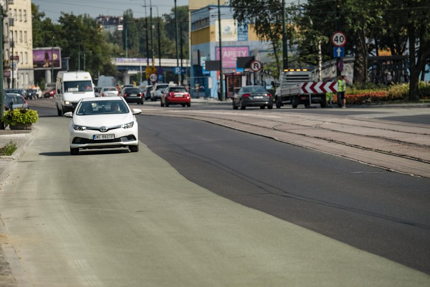 Sosnowiec. Pierwsze buspasy i inteligentne przejscia dla pieszych