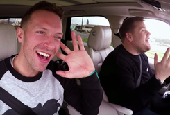 Chris Martin jak Adele. Też śpiewa karaoke w aucie [WIDEO]