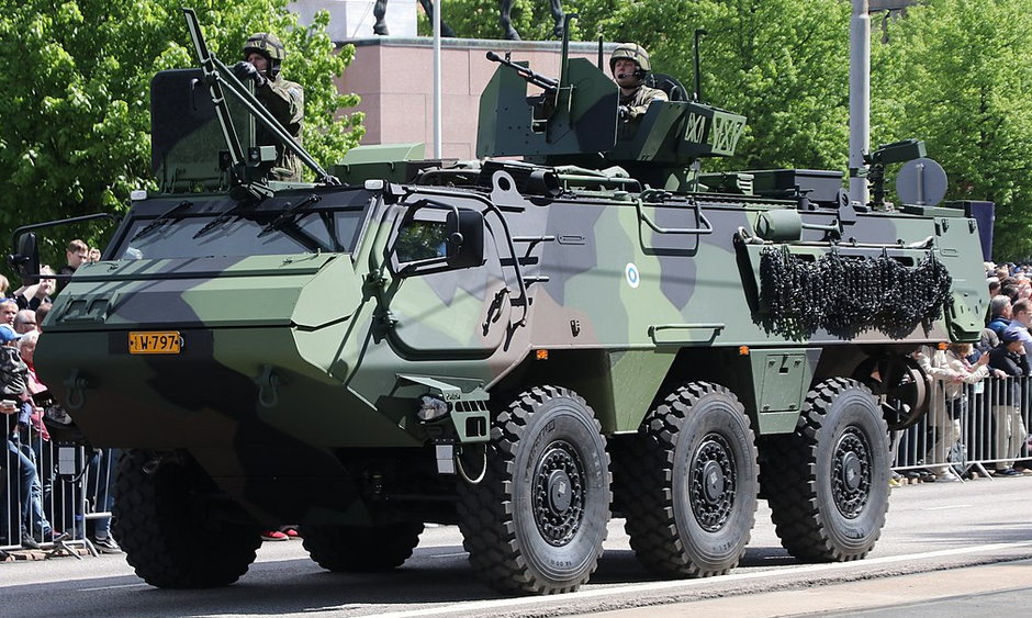 Patria 6x6 XA-300 należący do sił zbrojnych Finlandii
