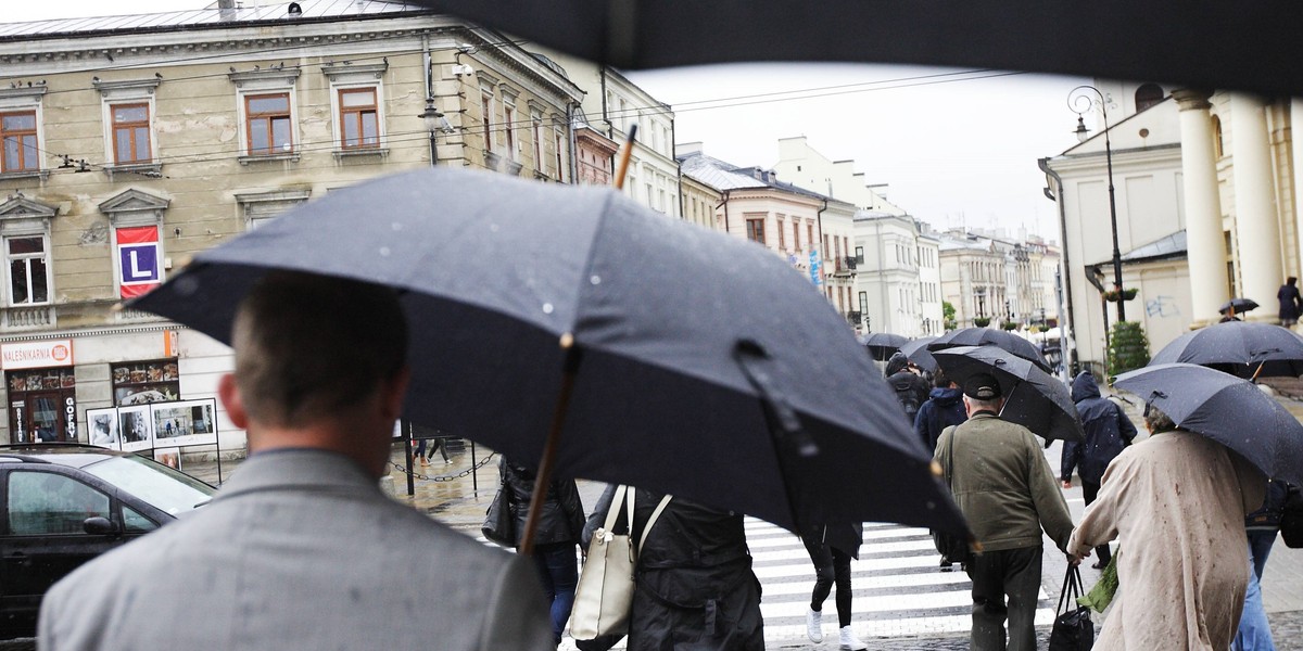 Deszcze, wichury i zimno! Tak będzie przez kilka dni 