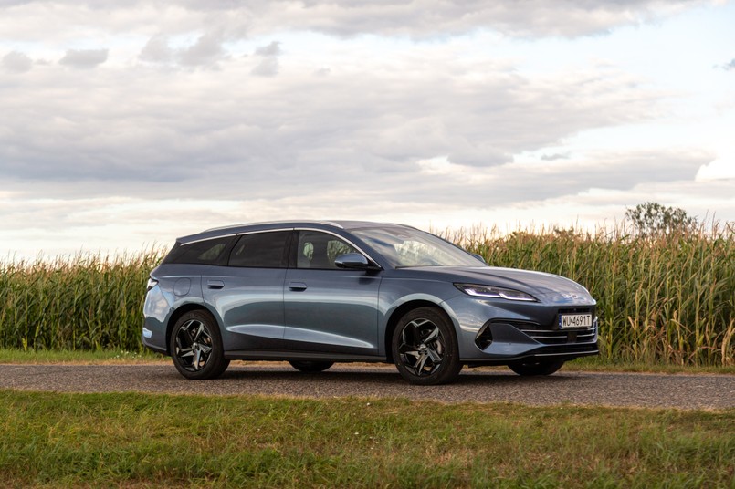 BYD Seal 6 DM-i Touring