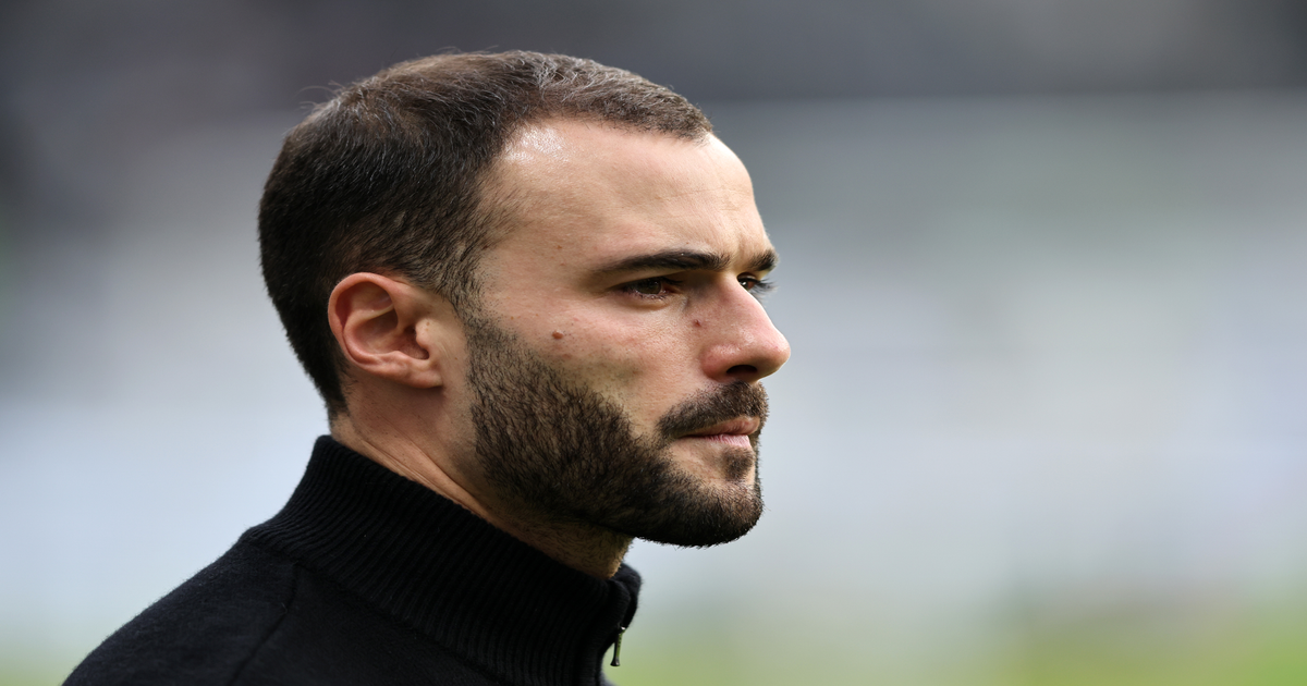 Rosarote Brillen und Schuhe putzen: Rieras kuriose Methoden bei Eintracht Frankfurt