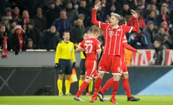 "Złota Piłka" nie dla Lewandowskiego. Polak dziewiąty w plebiscycie "France Football"