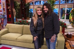 hannah montana 20 lat później miley cyrus odcinek specjalny oglądalność