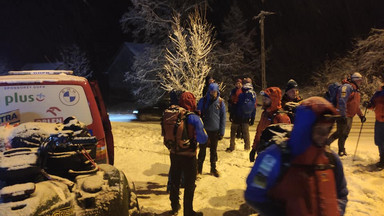 Goprowcy odnaleźli 65-latkę. "Dwie, trzy godziny później jej szanse na przeżycie byłyby bliskie zeru"